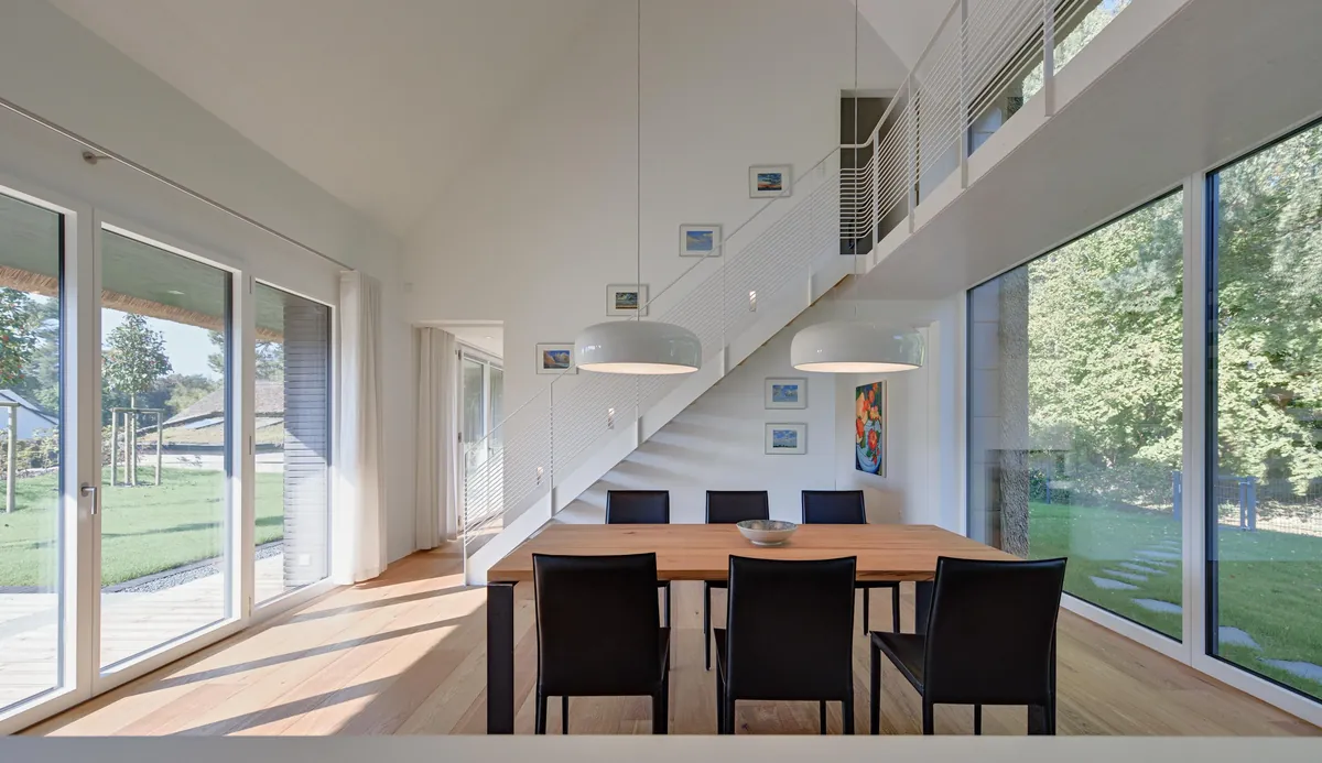 Waldhaus mit Durchblick Darss
